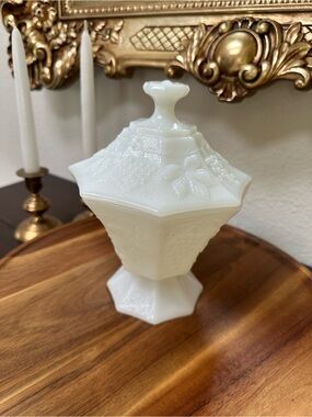 Vintage Anchor Hocking White Milk Glass Covered Candy Dish